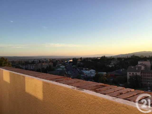 Afficher la photo en grand Appartement T3 à vendre - 3 pièces - 63.56 m2 - MANOSQUE - 04 - PROVENCE-ALPES-COTE-D-AZUR - Century 21 Cécile Décard