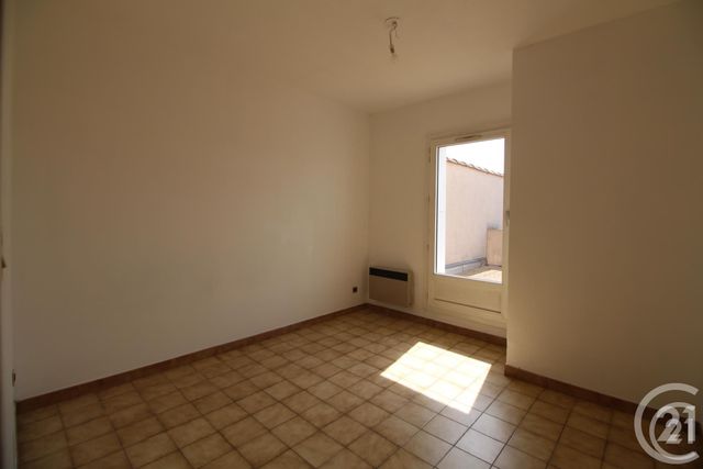 Afficher la photo en grand appartement à vendre - 5 pièces - 102.0 m2 - MANOSQUE - 04 - PROVENCE-ALPES-COTE-D-AZUR - Century 21 Cécile Décard