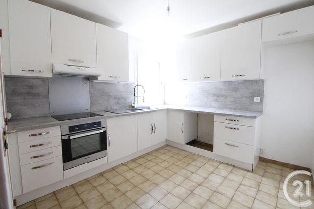 Afficher la photo en grand appartement à vendre - 5 pièces - 102.0 m2 - MANOSQUE - 04 - PROVENCE-ALPES-COTE-D-AZUR - Century 21 Cécile Décard