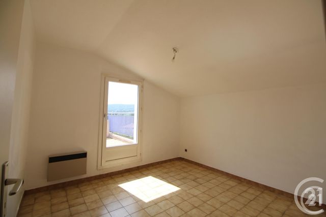 Afficher la photo en grand appartement à vendre - 5 pièces - 102.0 m2 - MANOSQUE - 04 - PROVENCE-ALPES-COTE-D-AZUR - Century 21 Cécile Décard