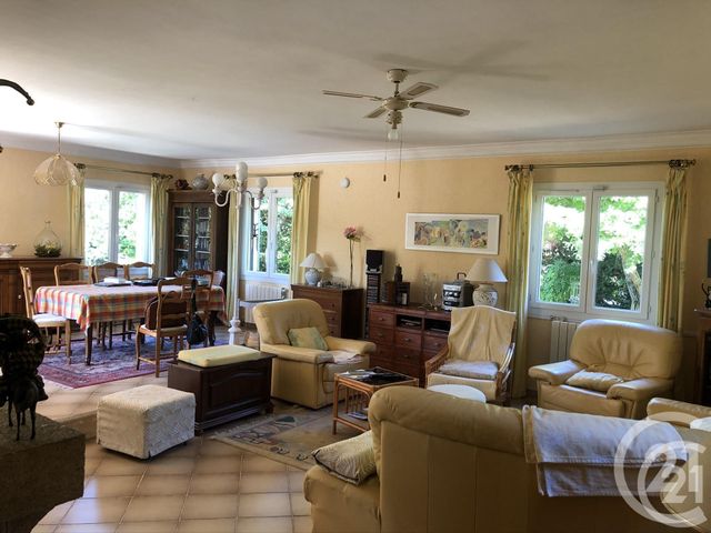 Afficher la photo en grand maison à vendre - 9 pièces - 187.74 m2 - STE TULLE - 04 - PROVENCE-ALPES-COTE-D-AZUR - Century 21 Cécile Décard