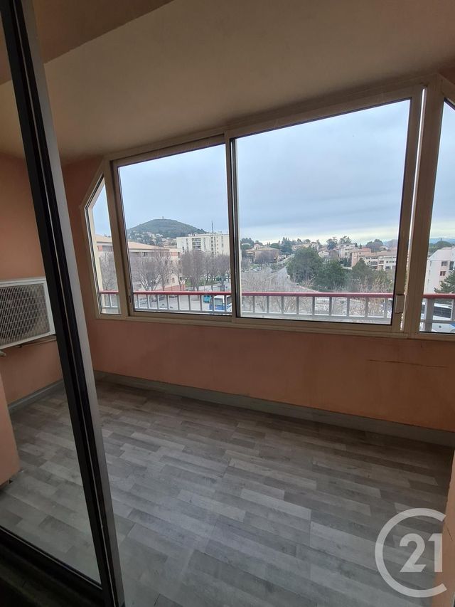 Afficher la photo en grand Appartement T3 à vendre - 3 pièces - 67.24 m2 - MANOSQUE - 04 - PROVENCE-ALPES-COTE-D-AZUR - Century 21 Cécile Décard
