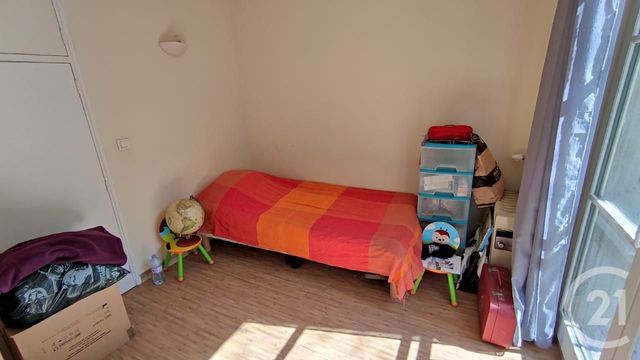 Afficher la photo en grand Appartement T3 à vendre - 3 pièces - 65.6 m2 - MANOSQUE - 04 - PROVENCE-ALPES-COTE-D-AZUR - Century 21 Cécile Décard
