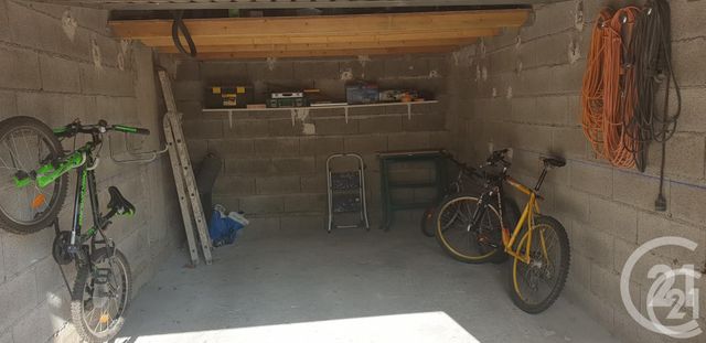 Afficher la photo en grand Appartement T3 à vendre - 3 pièces - 67.0 m2 - MANOSQUE - 04 - PROVENCE-ALPES-COTE-D-AZUR - Century 21 Cécile Décard