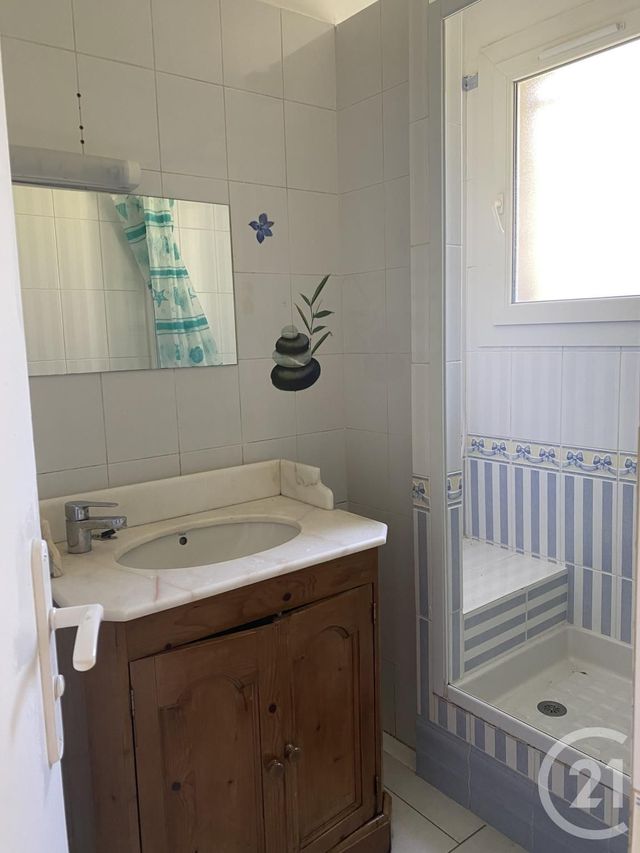 Afficher la photo en grand appartement à vendre - 4 pièces - 83.7 m2 - MANOSQUE - 04 - PROVENCE-ALPES-COTE-D-AZUR - Century 21 Cécile Décard