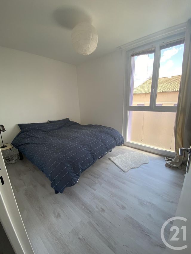 Appartement F4 à louer - 4 pièces - 67.13 m2 - MANOSQUE - 04 - PROVENCE-ALPES-COTE-D-AZUR - Century 21 Cécile Décard Appartement F4 à louer - 4 pièces - 67.13 m2 - MANOSQUE - 04 - PROVENCE-ALPES-COTE-D-AZUR - Century 21 Cécile Décard