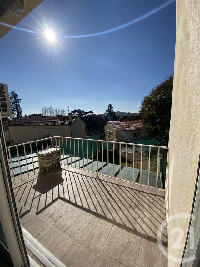 Appartement F3 à louer - 3 pièces - 66.97 m2 - MANOSQUE - 04 - PROVENCE-ALPES-COTE-D-AZUR - Century 21 Cécile Décard Appartement F3 à louer - 3 pièces - 66.97 m2 - MANOSQUE - 04 - PROVENCE-ALPES-COTE-D-AZUR - Century 21 Cécile Décard