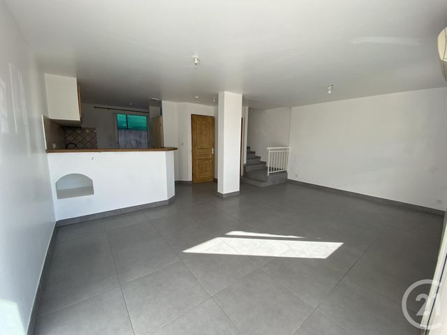 Appartement F3 à louer - 3 pièces - 66.97 m2 - MANOSQUE - 04 - PROVENCE-ALPES-COTE-D-AZUR - Century 21 Cécile Décard Appartement F3 à louer - 3 pièces - 66.97 m2 - MANOSQUE - 04 - PROVENCE-ALPES-COTE-D-AZUR - Century 21 Cécile Décard