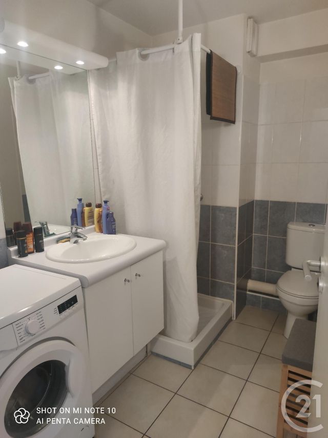 Afficher la photo en grand Studio à vendre - 1 pièce - 30.0 m2 - MANOSQUE - 04 - PROVENCE-ALPES-COTE-D-AZUR - Century 21 Cécile Décard