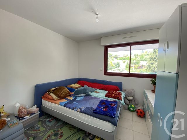 Afficher la photo en grand Appartement T4 à vendre - 4 pièces - 76.63 m2 - MANOSQUE - 04 - PROVENCE-ALPES-COTE-D-AZUR - Century 21 Cécile Décard