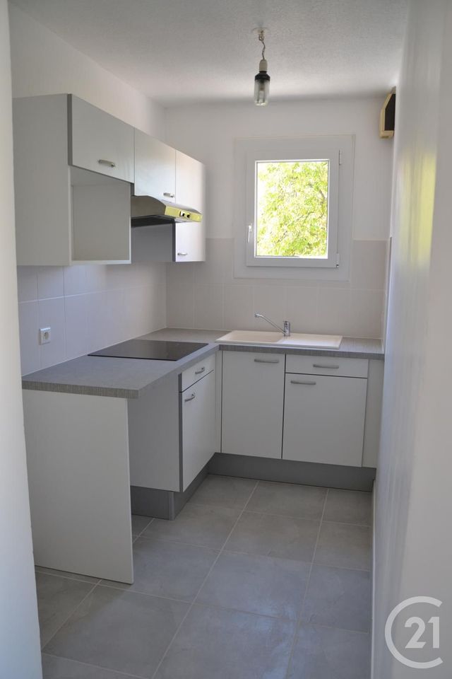 Afficher la photo en grand Appartement F2 à louer - 2 pièces - 37.31 m2 - MANOSQUE - 04 - PROVENCE-ALPES-COTE-D-AZUR - Century 21 Cécile Décard