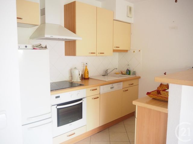 Afficher la photo en grand Appartement F2 à louer - 2 pièces - 52.25 m2 - MANOSQUE - 04 - PROVENCE-ALPES-COTE-D-AZUR - Century 21 Cécile Décard