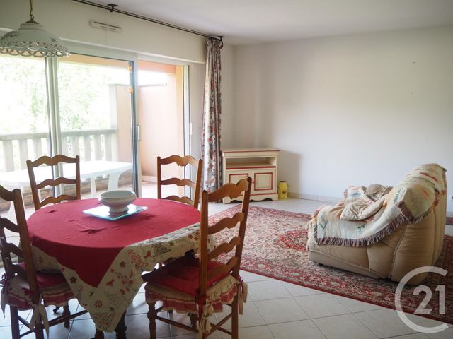 Afficher la photo en grand Appartement F2 à louer - 2 pièces - 52.25 m2 - MANOSQUE - 04 - PROVENCE-ALPES-COTE-D-AZUR - Century 21 Cécile Décard