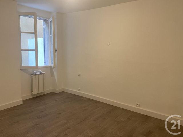Afficher la photo en grand Appartement F2 à louer - 2 pièces - 42.89 m2 - MANOSQUE - 04 - PROVENCE-ALPES-COTE-D-AZUR - Century 21 Cécile Décard