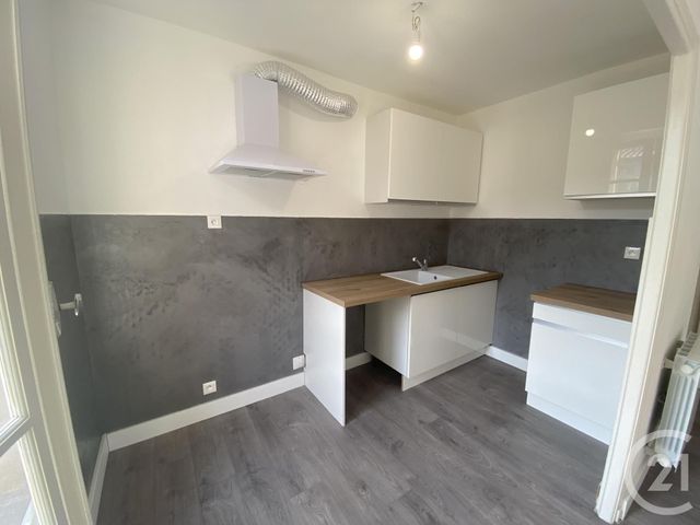 Appartement F2 à louer - 2 pièces - 44.6 m2 - MANOSQUE - 04 - PROVENCE-ALPES-COTE-D-AZUR - Century 21 Provence Immobilier