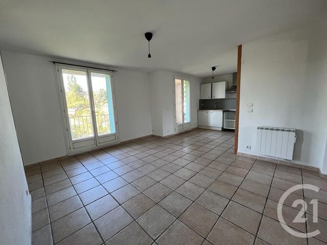 Appartement à louer - 4 pièces - 69.26 m2 - MANOSQUE - 04 - PROVENCE-ALPES-COTE-D-AZUR - Century 21 Provence Immobilier