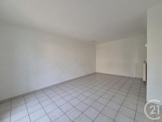 Afficher la photo en grand Appartement Duplex à vendre - 4 pièces - 82.71 m2 - MANOSQUE - 04 - PROVENCE-ALPES-COTE-D-AZUR - Century 21 Provence Immobilier