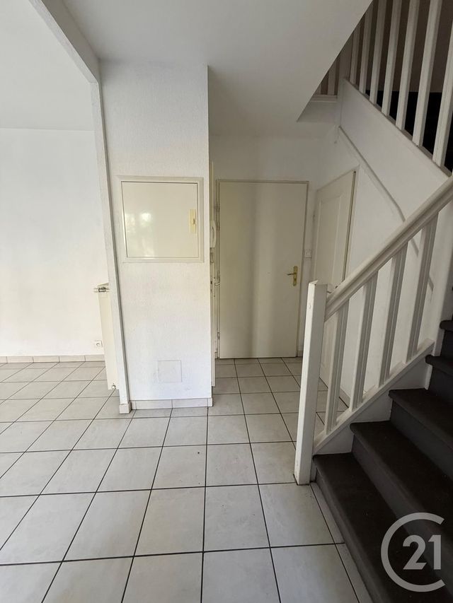 Afficher la photo en grand Appartement Duplex à vendre - 4 pièces - 82.71 m2 - MANOSQUE - 04 - PROVENCE-ALPES-COTE-D-AZUR - Century 21 Provence Immobilier