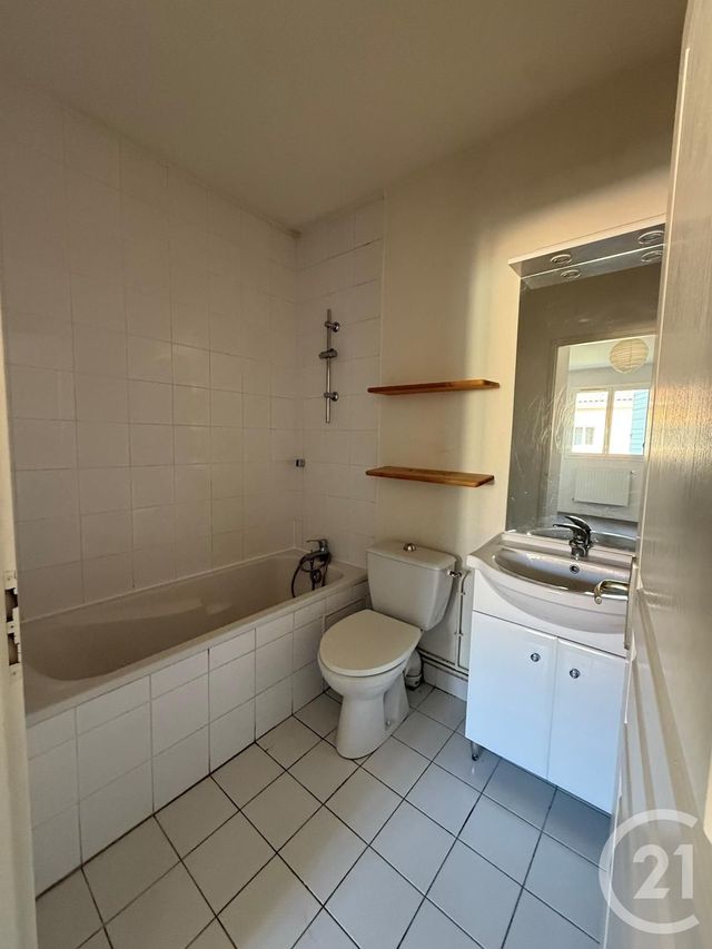 Afficher la photo en grand Appartement Duplex à vendre - 4 pièces - 82.71 m2 - MANOSQUE - 04 - PROVENCE-ALPES-COTE-D-AZUR - Century 21 Provence Immobilier