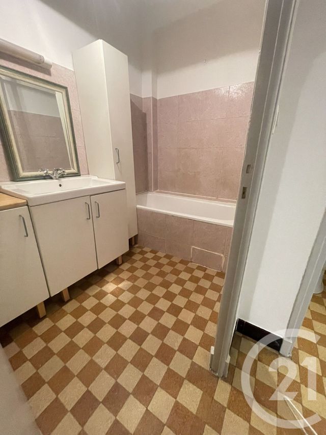 Appartement à vendre - 3 pièces - 64.78 m2 - MANOSQUE - 04 - PROVENCE-ALPES-COTE-D-AZUR - Century 21 Provence Immobilier