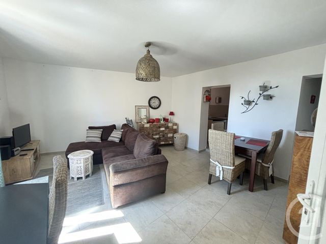 Appartement T2 à louer - 2 pièces - 41.84 m2 - MANOSQUE - 04 - PROVENCE-ALPES-COTE-D-AZUR - Century 21 Provence Immobilier