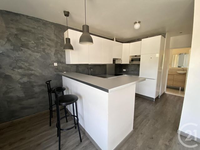 Appartement T2 à louer - 2 pièces - 42.65 m2 - STE TULLE - 04 - PROVENCE-ALPES-COTE-D-AZUR - Century 21 Provence Immobilier