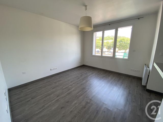 Appartement T2 à louer - 2 pièces - 42.65 m2 - STE TULLE - 04 - PROVENCE-ALPES-COTE-D-AZUR - Century 21 Provence Immobilier