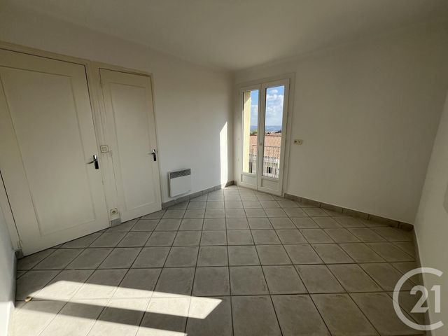 Afficher la photo en grand Appartement T3 à louer - 3 pièces - 76.17 m2 - MANOSQUE - 04 - PROVENCE-ALPES-COTE-D-AZUR - Century 21 Provence Immobilier