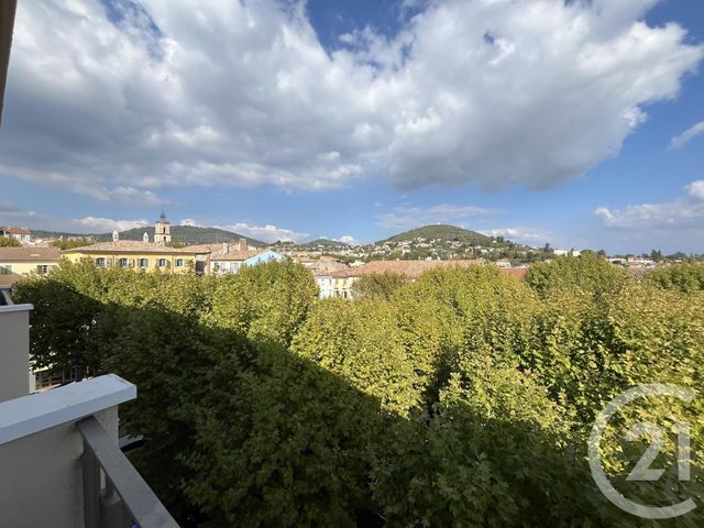 Afficher la photo en grand Appartement T3 à louer - 3 pièces - 76.17 m2 - MANOSQUE - 04 - PROVENCE-ALPES-COTE-D-AZUR - Century 21 Provence Immobilier