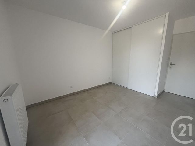 Afficher la photo en grand Appartement T3 à louer - 3 pièces - 65.19 m2 - MANOSQUE - 04 - PROVENCE-ALPES-COTE-D-AZUR - Century 21 Provence Immobilier