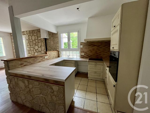 Afficher la photo en grand Appartement T4 à louer - 4 pièces - 98.38 m2 - MANOSQUE - 04 - PROVENCE-ALPES-COTE-D-AZUR - Century 21 Provence Immobilier