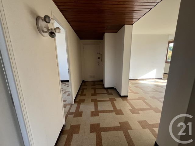 Appartement à louer - 3 pièces - 69.23 m2 - MANOSQUE - 04 - PROVENCE-ALPES-COTE-D-AZUR - Century 21 Provence Immobilier